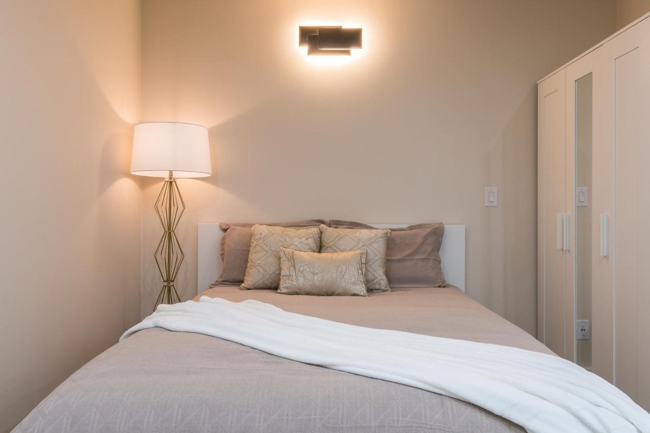 Beautiful Place With A Great Location, Free Parking, Wifi & Large Tv. Federal Way Exteriér fotografie